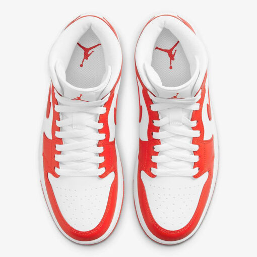 Nike Jordan Air Jordan 1 Mid Sneakers